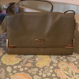 Michael Kors Pebble Leather arm bag❣️